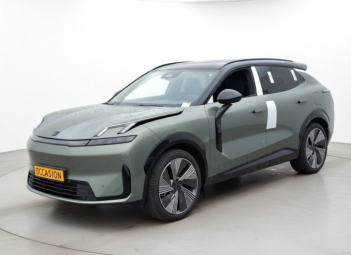 Lynk & Co 8