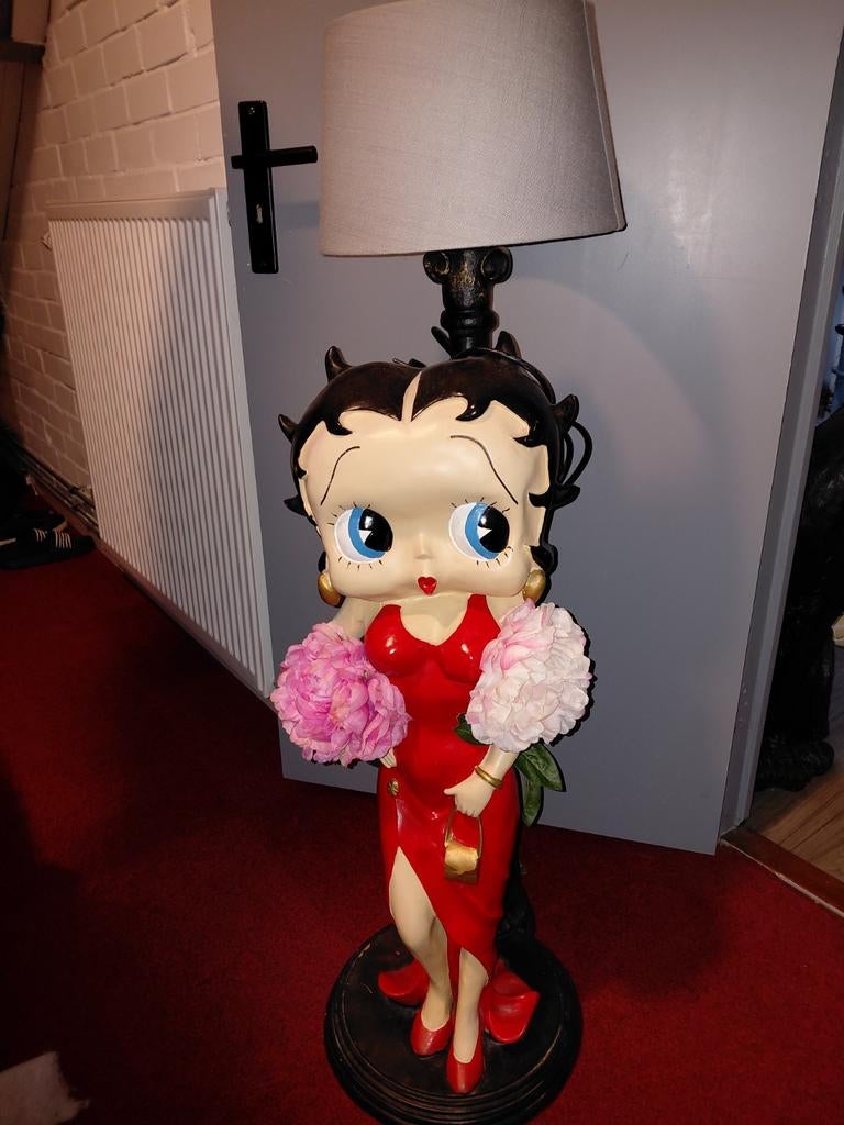 Betty lamp, Ophalen, Minder dan 50 cm