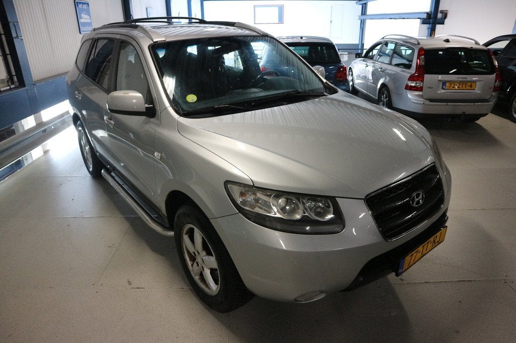 Hyundai Santa Fe 2.7i V6 Dynamic 7 PERSOONS / APK 2027 / TOP, Auto's, Hyundai, Voorwielaandrijving, Automatische klimaatregeling