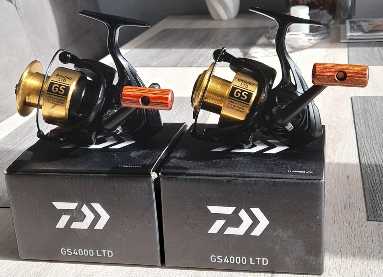 2 keer daiwa gs 4000ltd ZGAN!, Ophalen of Verzenden, Zo goed als nieuw, Molen