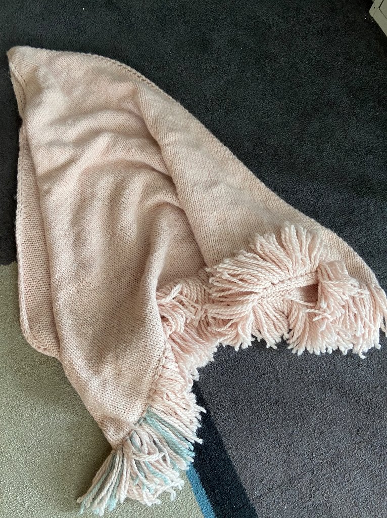 Roze eigengemaakte sjaal, Ophalen of Verzenden, Zo goed als nieuw, Maat 46/48 (XL) of groter, Sjaal