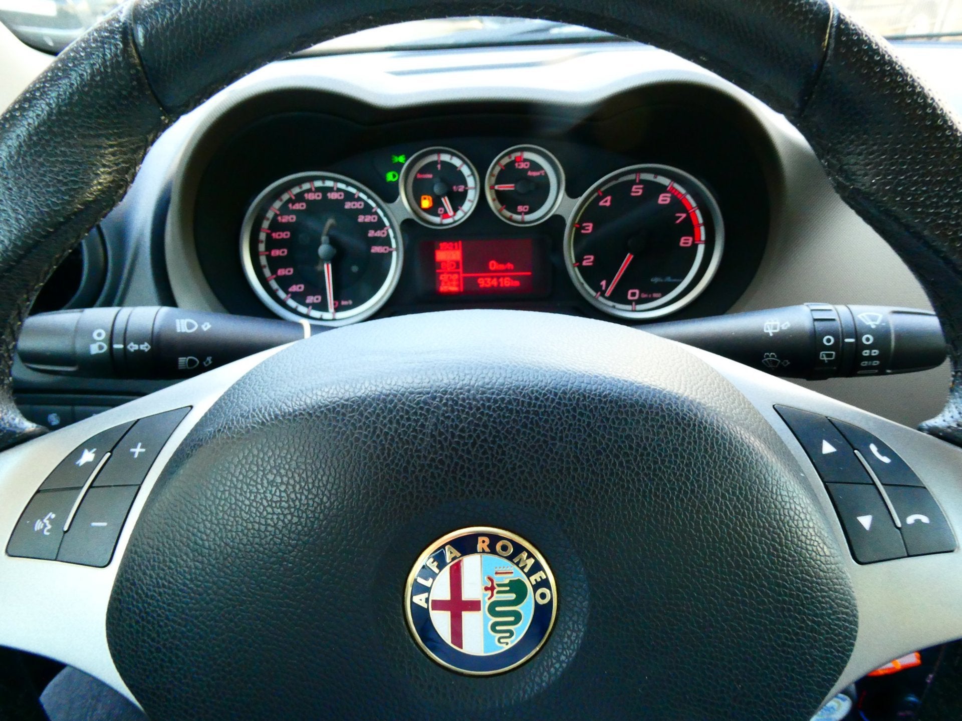 Alfa Romeo MiTo 0.9 TwinAir Distinctive 1e eigenaar 93.000km, Auto's, Voorwielaandrijving, Gebruikt, Euro 6, Handgeschakeld