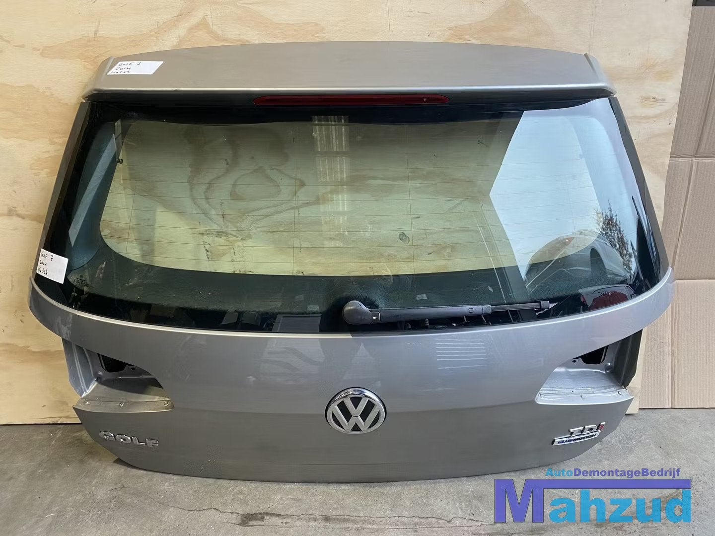 VW GOLF 7 hatchback Grijs LED achterklep 2012-2021, Auto-onderdelen, Gebruikt, Volkswagen AG, Achter, Berliner Ring 2
38440  Wolfsburg, DE