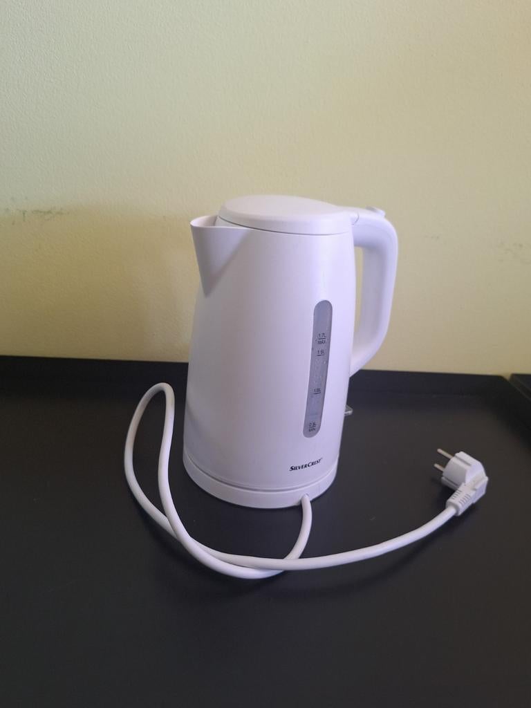 SilverCrest waterkoker 1,7 liter, 1 tot 2 liter, Ophalen of Verzenden, Zo goed als nieuw, Draadloos