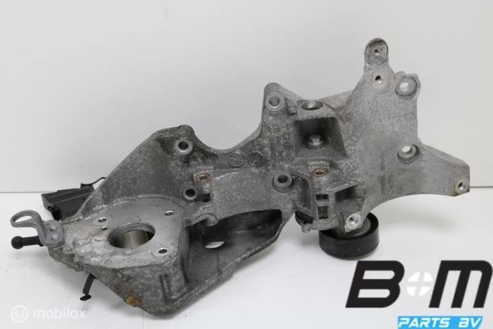 Steun voor dynamo en aircopomp VW Tiguan 5N 03L903143Q, Gebruikt
