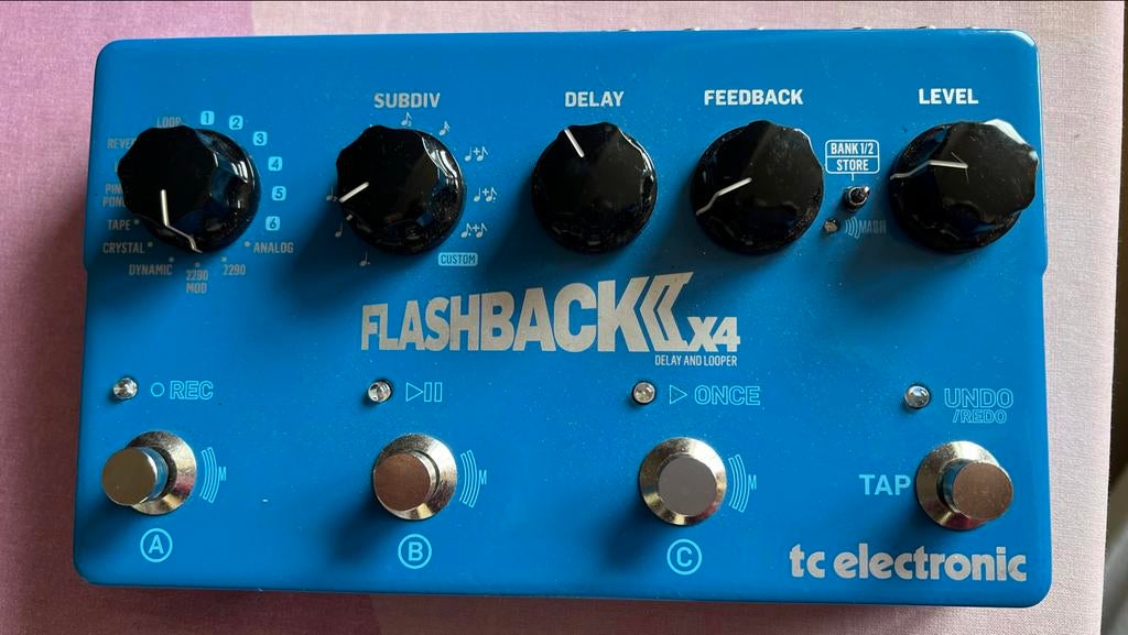 TC electronic Flashback 2 X4 Delay & Looper Pedaal, Muziek en Instrumenten, Effecten, Gebruikt, Delay of Echo, Ophalen of Verzenden