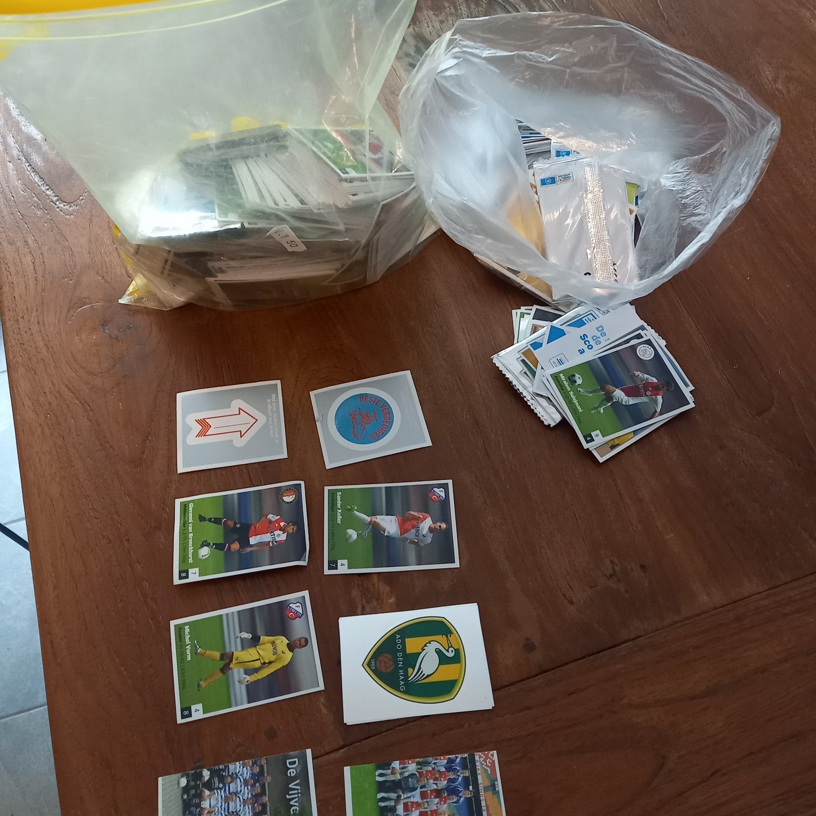 grote partij voetbalkaartjes AH, Ophalen of Verzenden