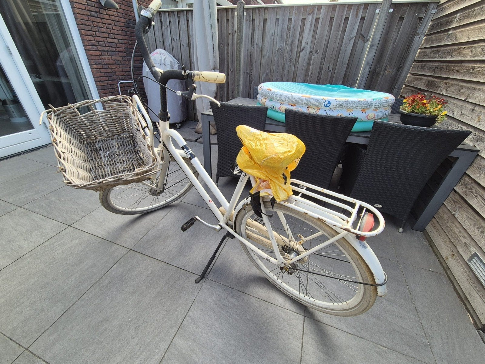 Oude damesfiets met mandje, Terugtraprem, Ophalen, Overige merken, 53 tot 56 cm