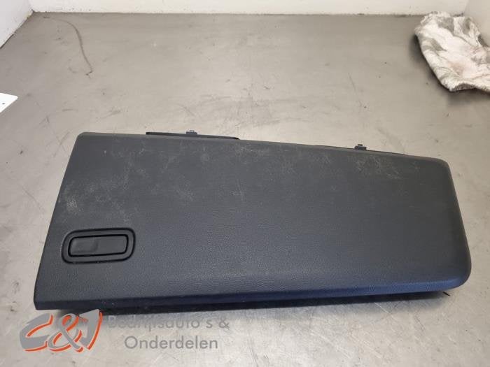 Dashboard klep van een Nissan Interstar, Auto-onderdelen, Gebruikt, -, -, Ophalen of Verzenden
