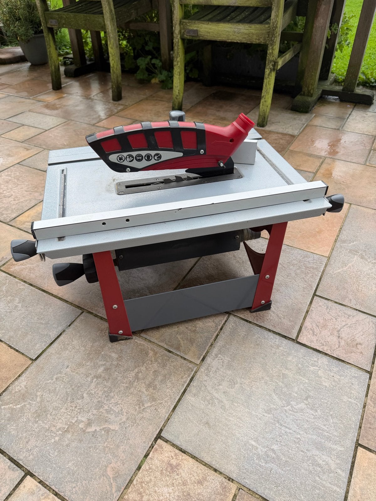 Einhell Tafel Cirkelzaag - Gebruikt maar in goede staat, Ophalen, Gebruikt, Cirkelzaag, 600 tot 1200 watt
