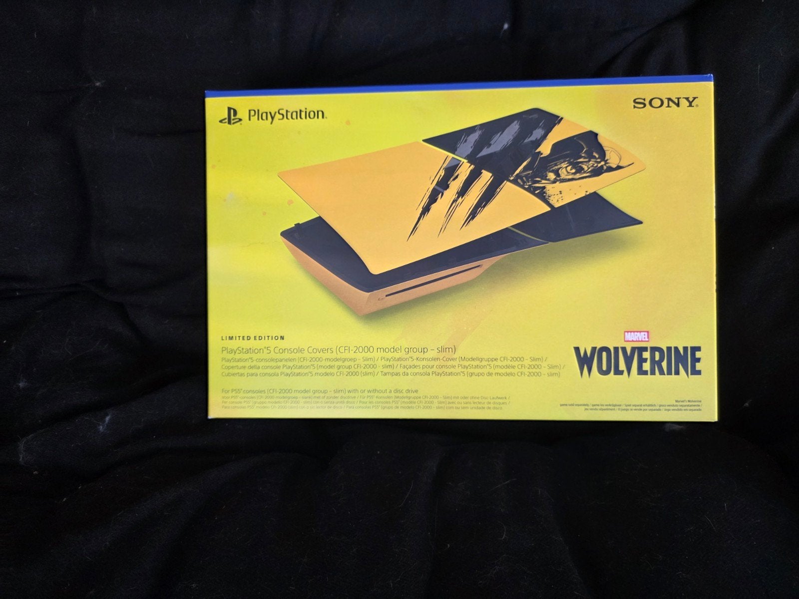 Limited Edition PlayStation 5 Console Covers Wolverine