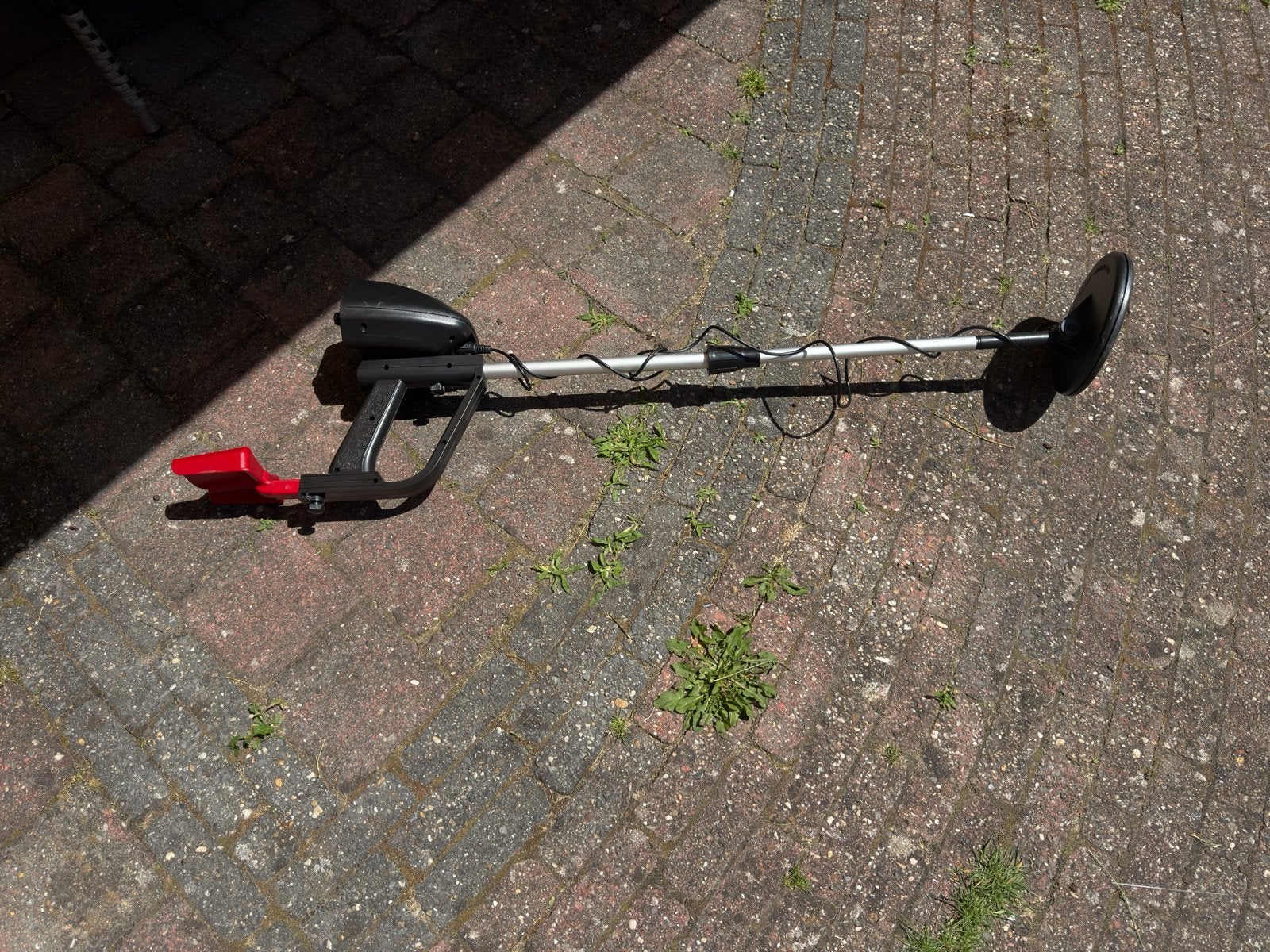 Metaaldetector met koptelefoon, Overige merken, Gebruikt, Ophalen of Verzenden, 30 cm of minder