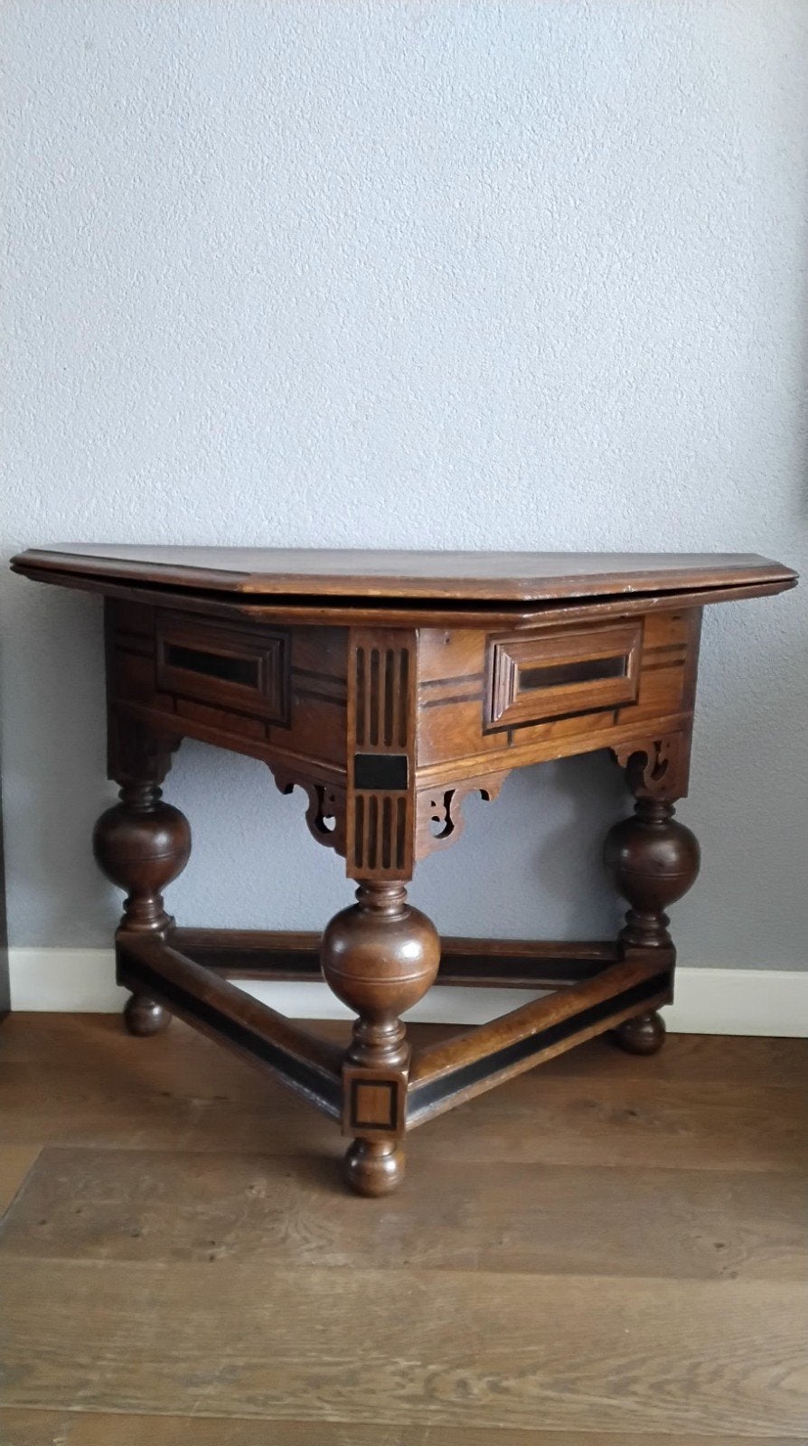 Antiek bolpoottafeltje/speeltafel, Ophalen