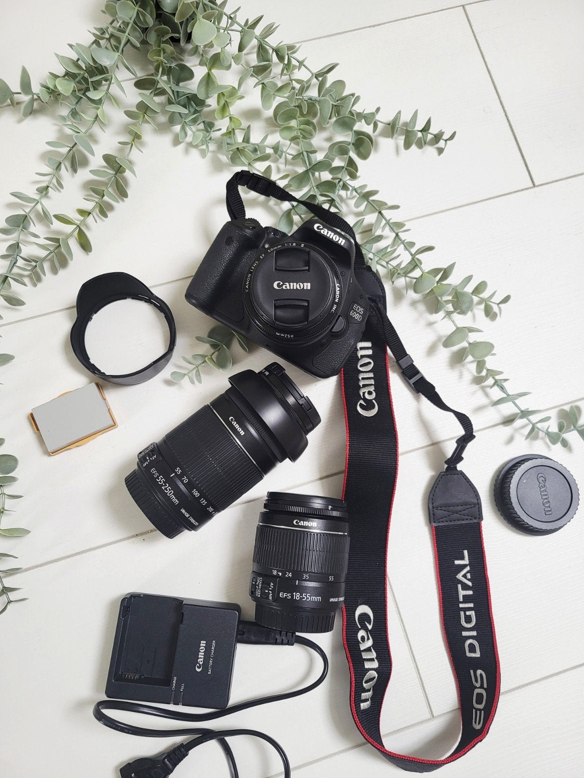 Canon EOS 600D met 3 lenzen en extra batterij, Audio, Tv en Foto, Fotografie | Lenzen en Objectieven, Ophalen, Canon, Zo goed als nieuw