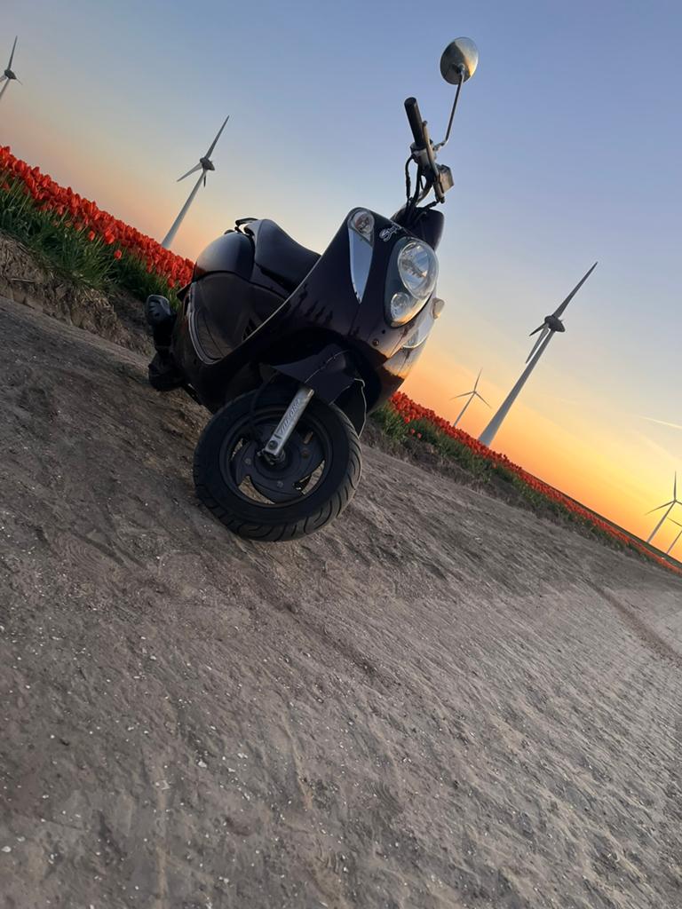 Sym mio 50, Ophalen, Gebruikt, Benzine, Mio