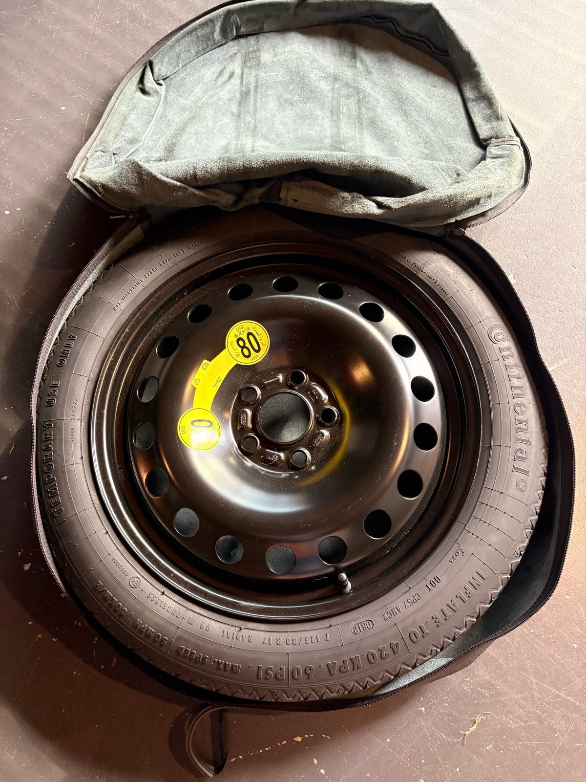 Continental thuiskomer 125/80 R17, Ophalen, Nieuw