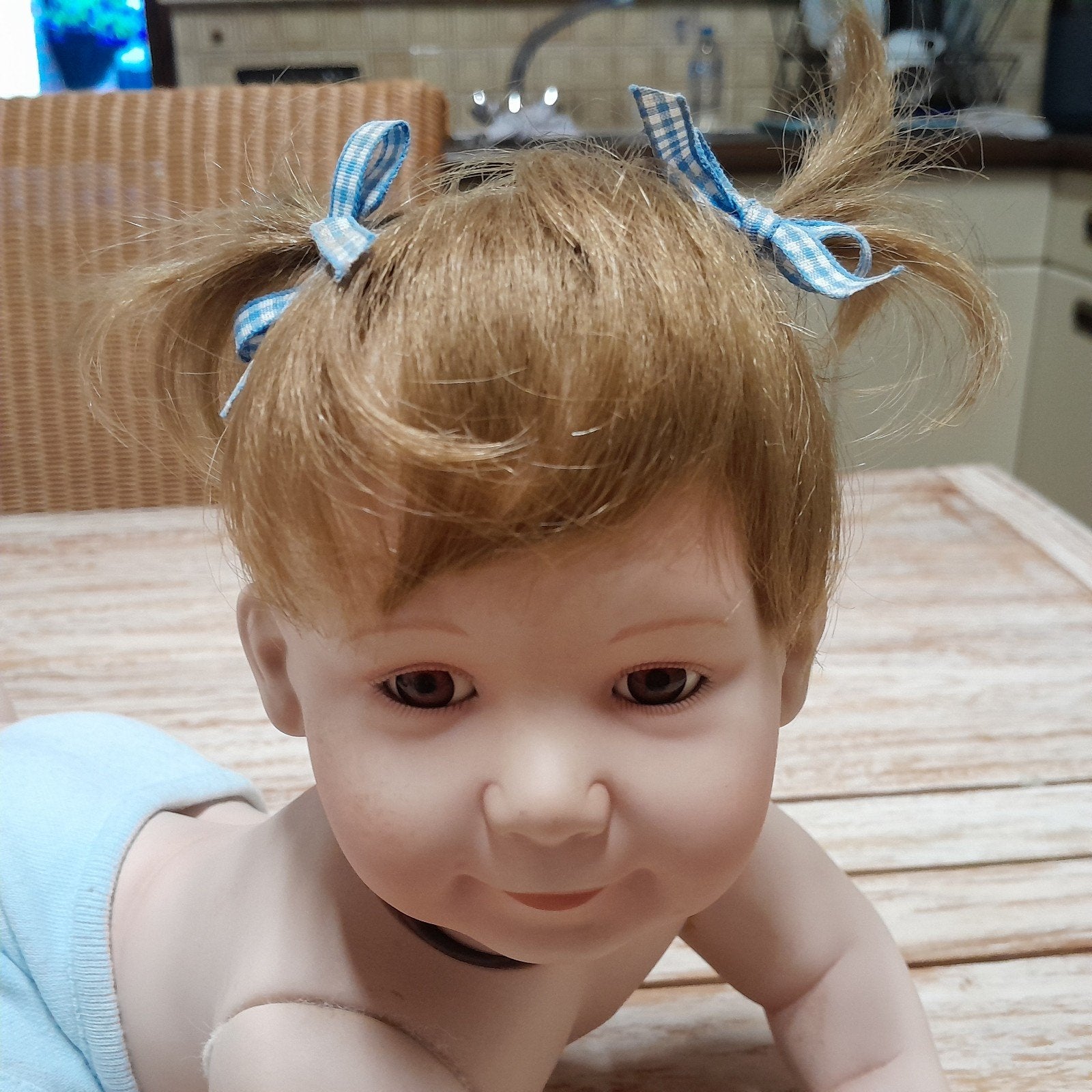 Ashton Drake porseleinen babypop - beweegbaar, Ophalen of Verzenden, Gebruikt, Babypop, Levensecht of Reborn