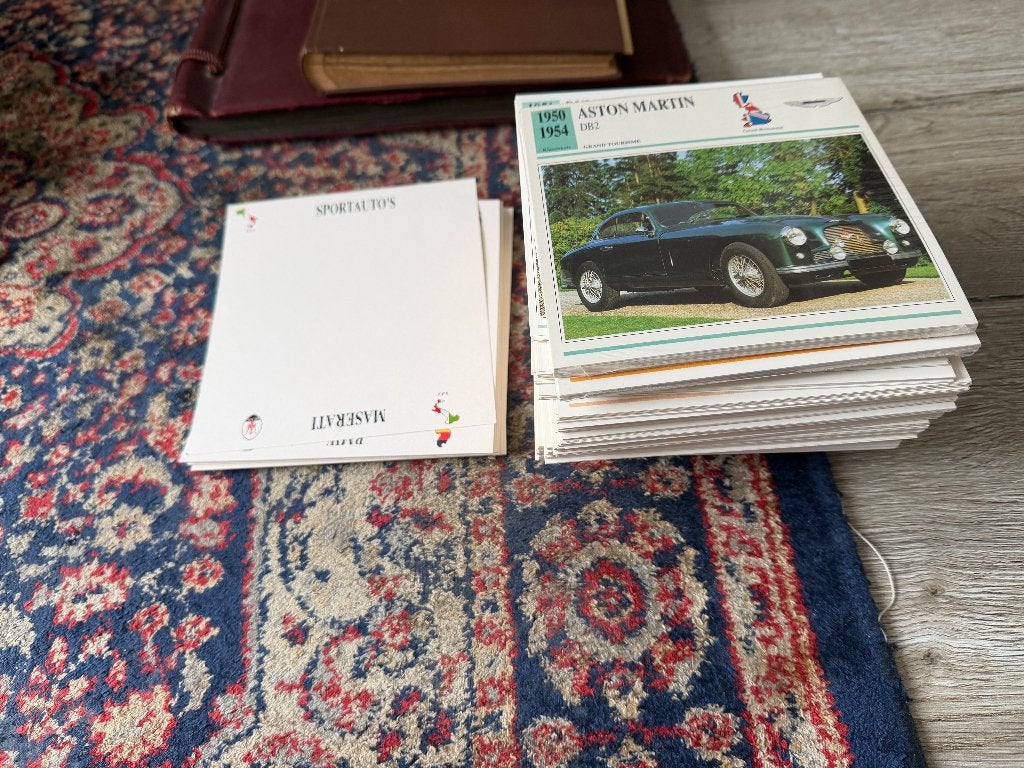 400 Vintage Autokaarten + 32 Tabbladen (Edito/Atlas), Boeken, Ophalen of Verzenden, Nieuw, Algemeen, Editions Atlas / Edito-Service.