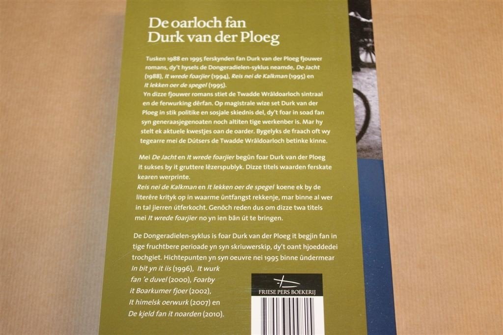 Oarloch fan Durk van der Ploeg — Oorlogsverhalen, Fries, Ophalen of Verzenden, Gelezen