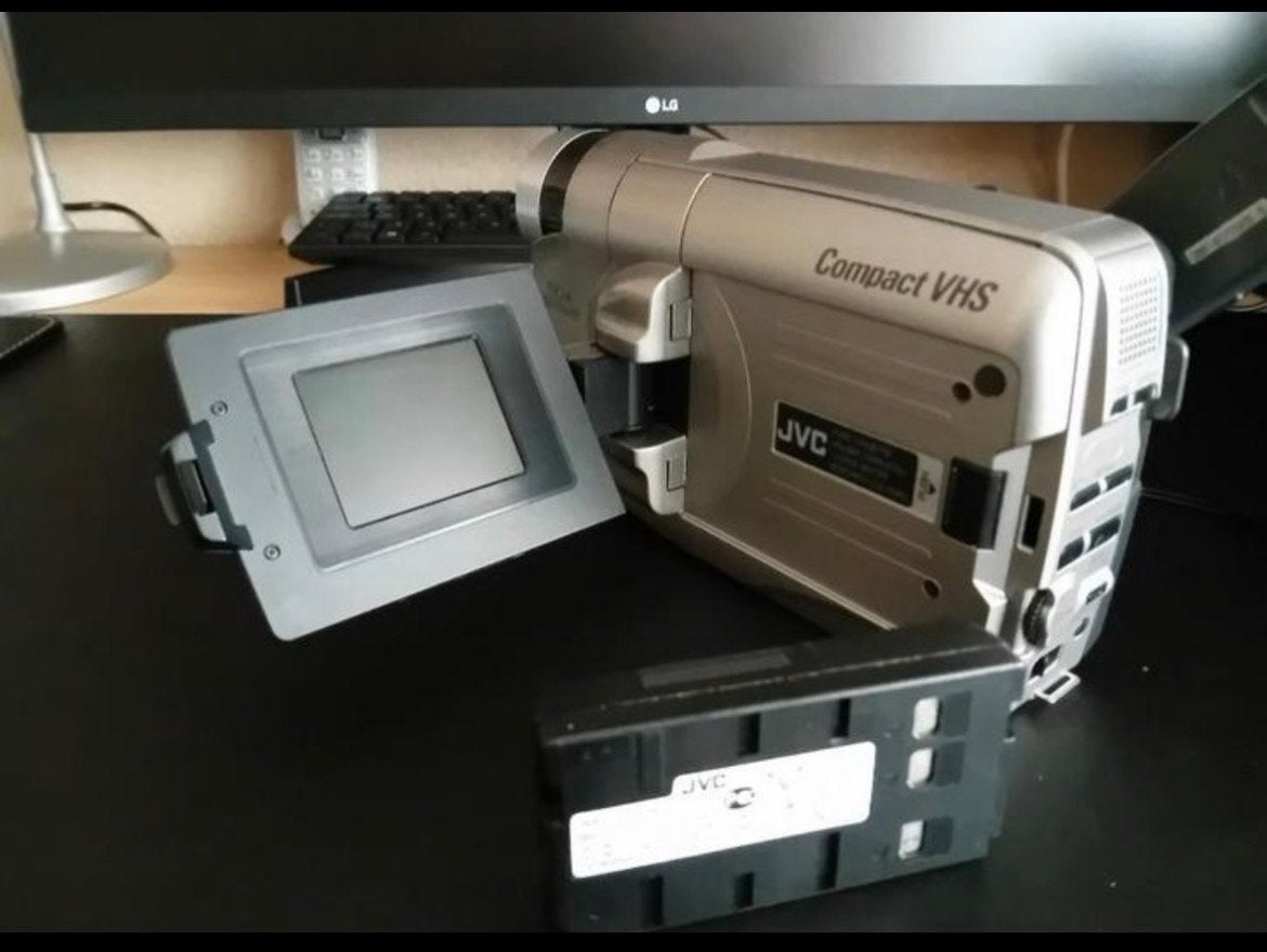 JVC Compact VHS Camcorder - Vintage Videocamera, Ophalen of Verzenden, VHS-C of SVHS-C, Camera