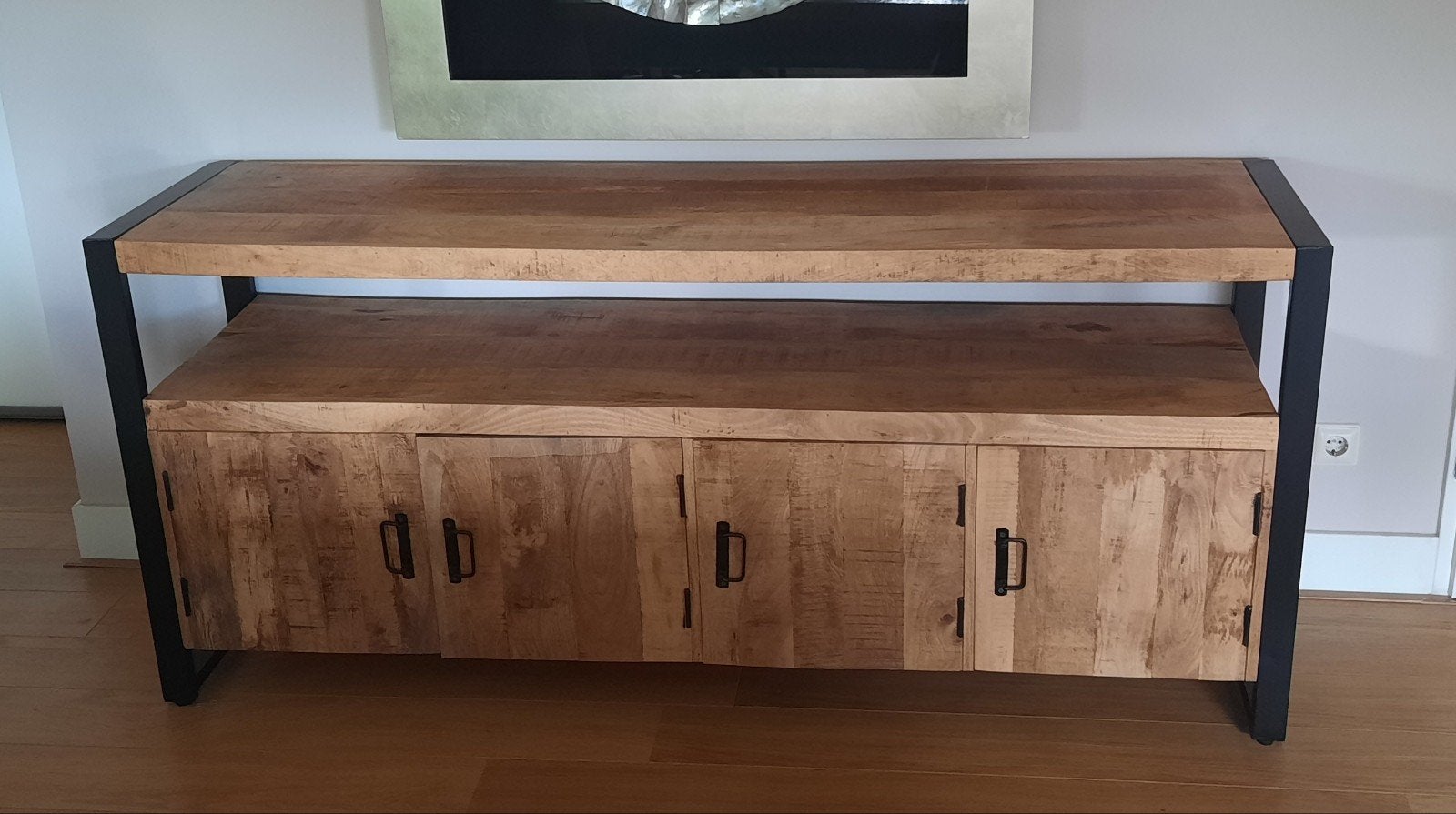 Dressoir van mangohout en zwart staal - 181x45,5x80,5 cm, Huis en Inrichting, 150 tot 200 cm, Zo goed als nieuw, 25 tot 50 cm