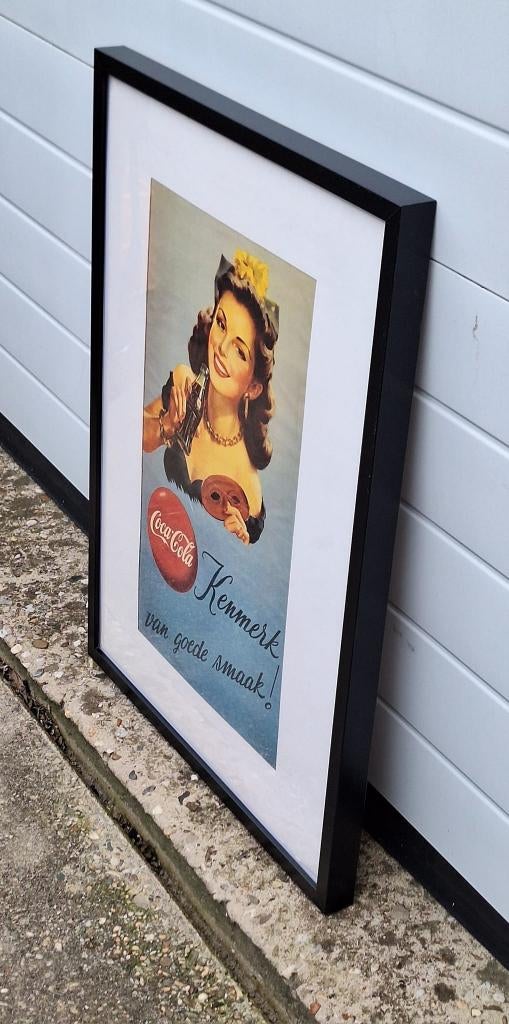 Coca Cola poster, authentieke herdruk van de oorlogsposter., Ophalen, Met lijst, A1 t/m A3, Reclame