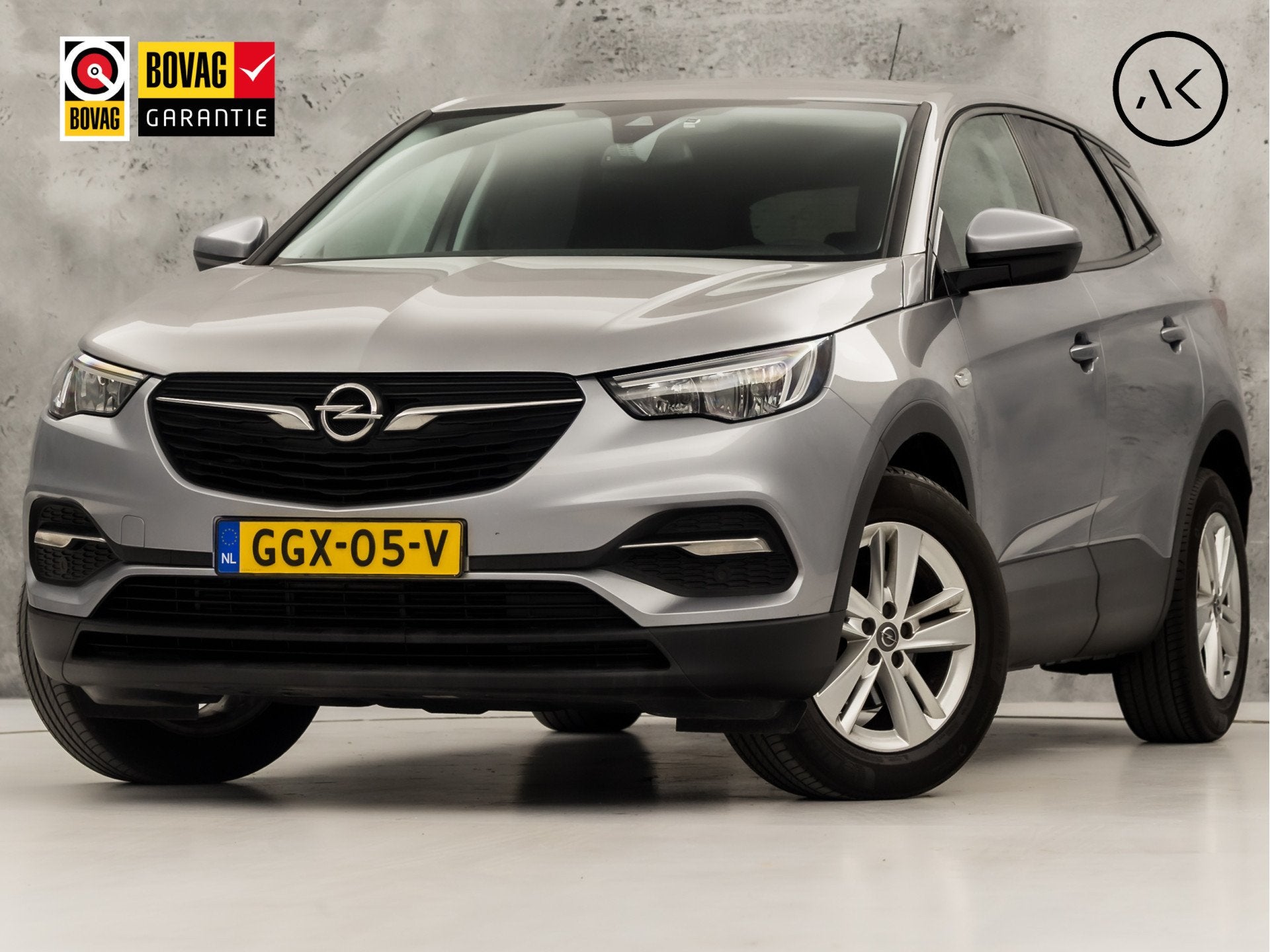 Opel Grandland X 1.2 Turbo Sport (APPLE CARPLAY, NAVIGATIE,, Auto's, Opel, Voorwielaandrijving, 12 maanden, Stof, Gebruikt