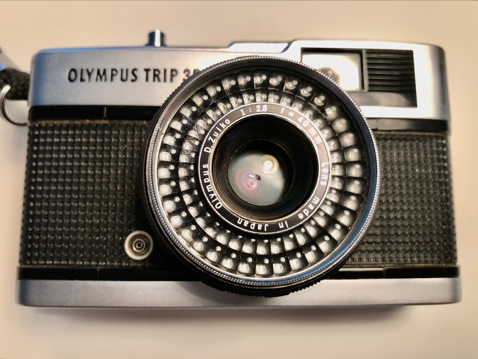 Foto 4 van Olympus Trip 35 met originele dop en tasje