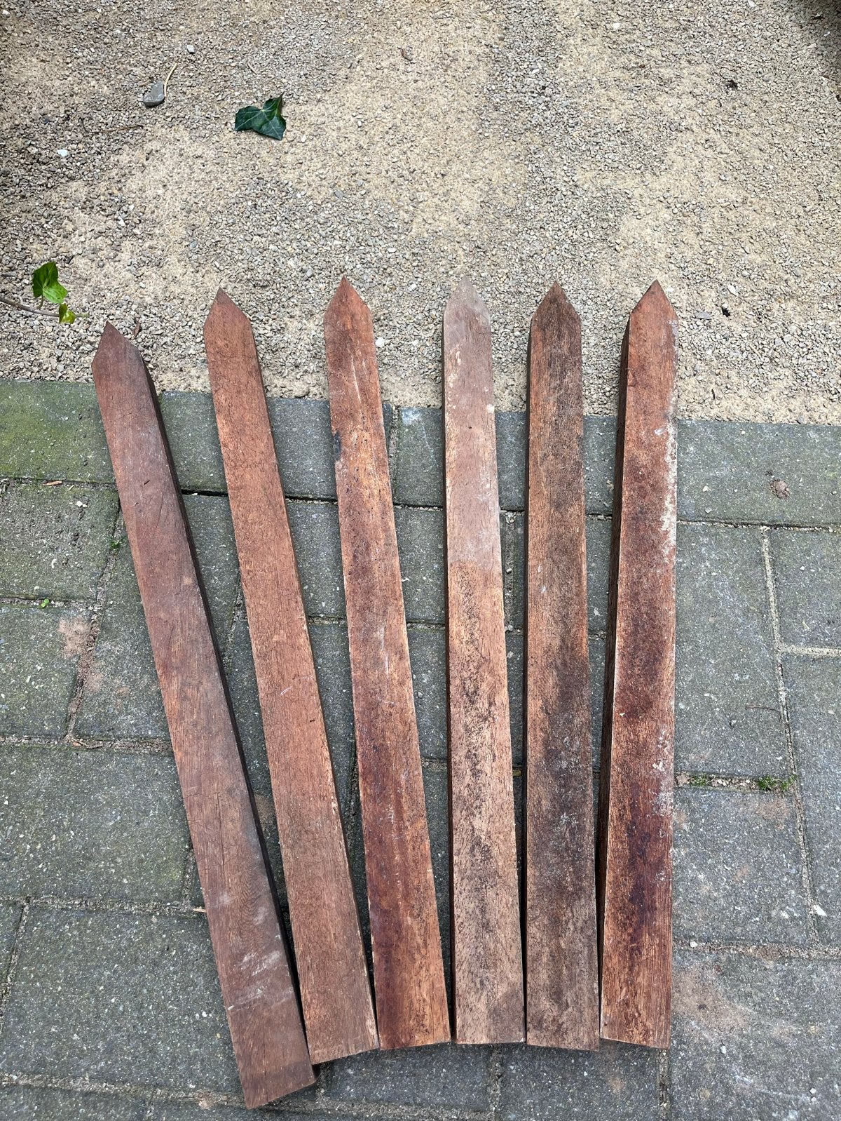 Nieuwe piketpaal Azobe Hardhout 4 x 4 x 60 cm, Tuin en Terras, Palen, Balken en Planken, Ophalen, Palen, Nieuw, Hardhout