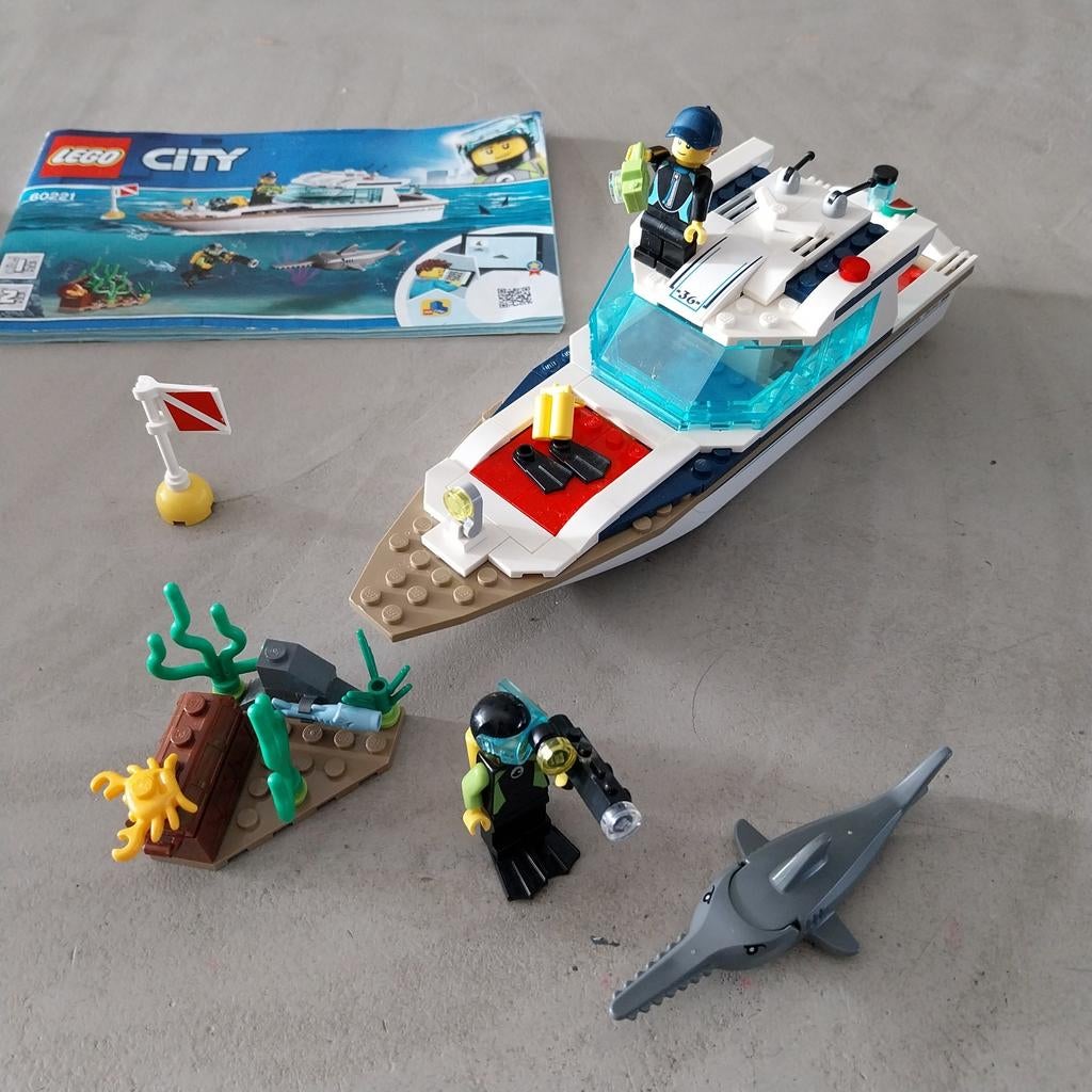 LEGO City 60221 Duikjacht. Nieuwprijs €60 Mag weg voor €15,-, Ophalen of Verzenden, Zo goed als nieuw, Overige typen