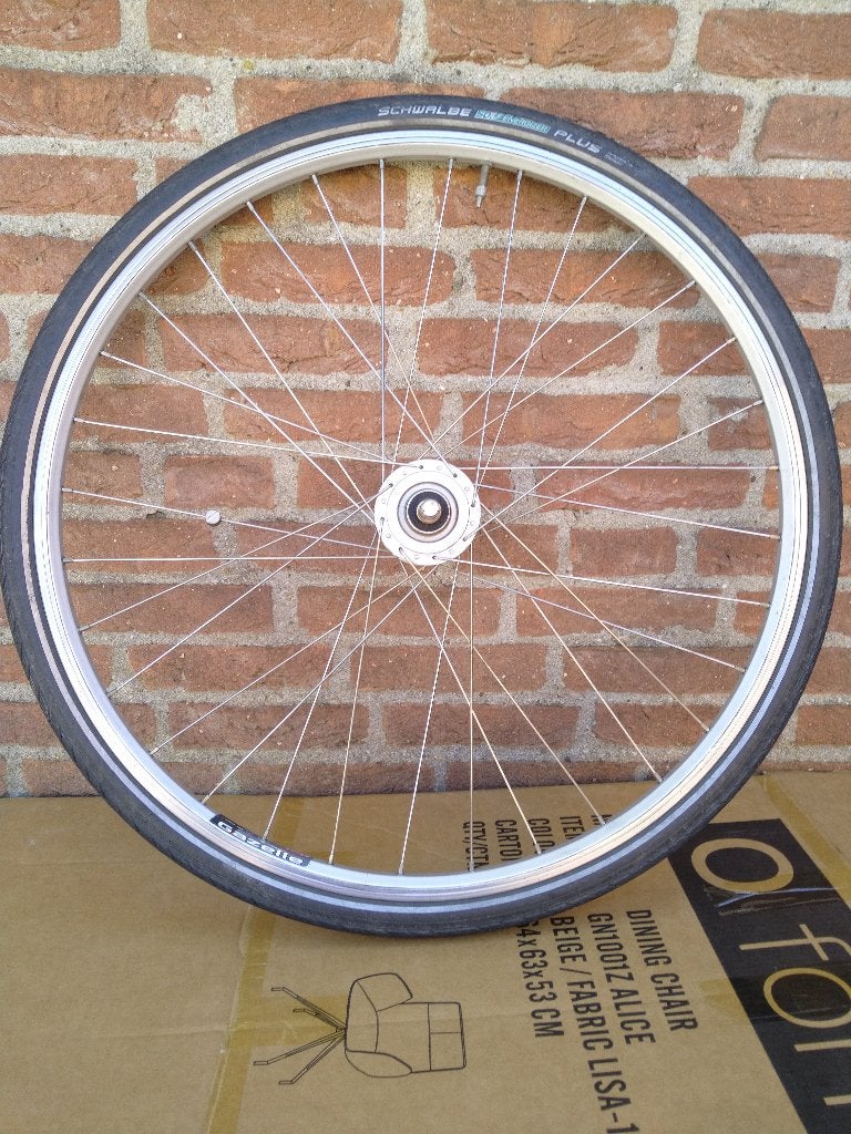 Voorwiel met naafdynamo velgrem 622x19c €45,-, Wiel, Gebruikt, Gazelle, Ophalen of Verzenden