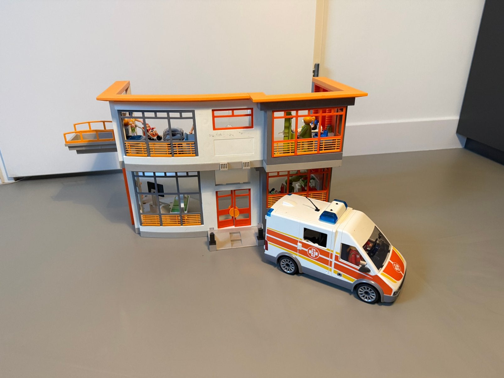 Playmobil Ziekenhuis + Ambulance + rontogenkamer, Ophalen of Verzenden, Gebruikt, Complete set