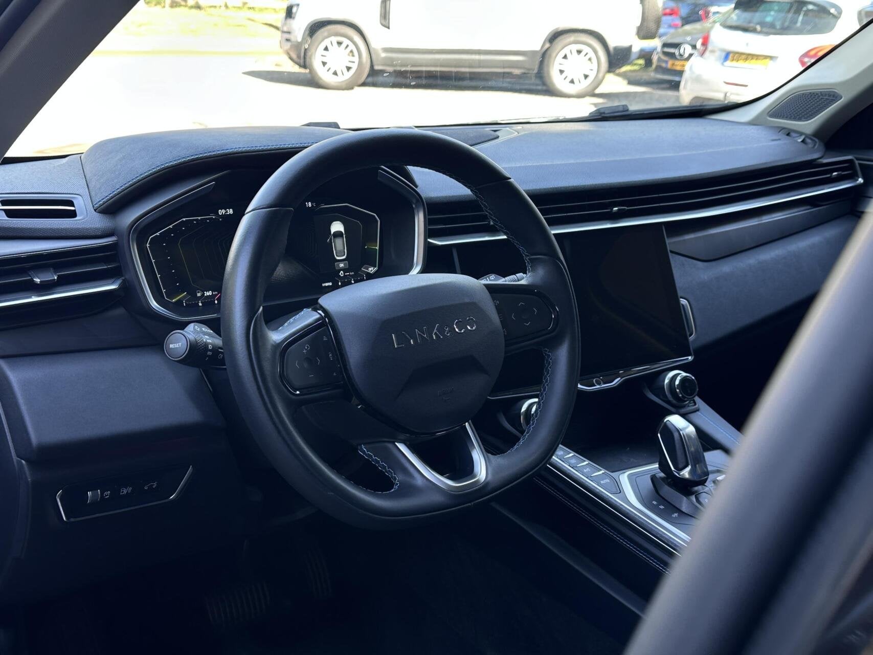 Lynk & Co 01 1.5 PHEV 360 Camera, Navi, LM.., Euro 6, Met garantie (alle), Zwart, Plug-in hybride