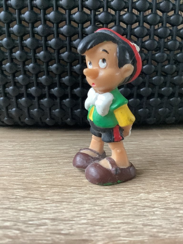 Pinokkio figuur Bullyland 5,5 cm hoog   4 euro, Ophalen of Verzenden, Zo goed als nieuw