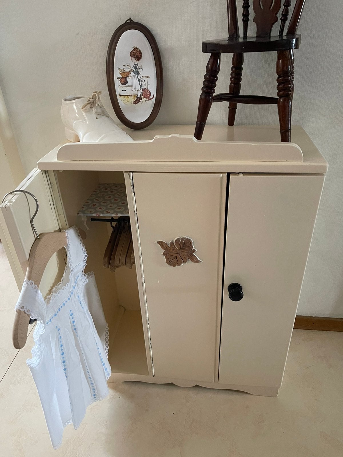 Prachtig Mooi Oud/Retro/Vintage Poppenkledingkast, Ophalen of Verzenden, Gebruikt, Overige typen