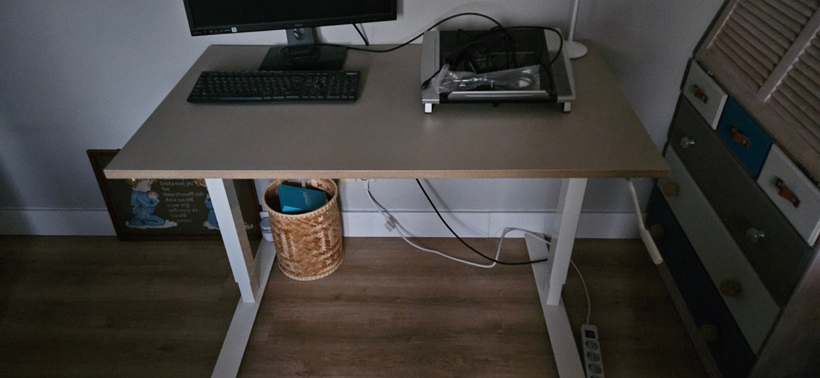 IKEA SKARSTA Zit-sta bureau - Wit met taupe blad, Ophalen, Zo goed als nieuw