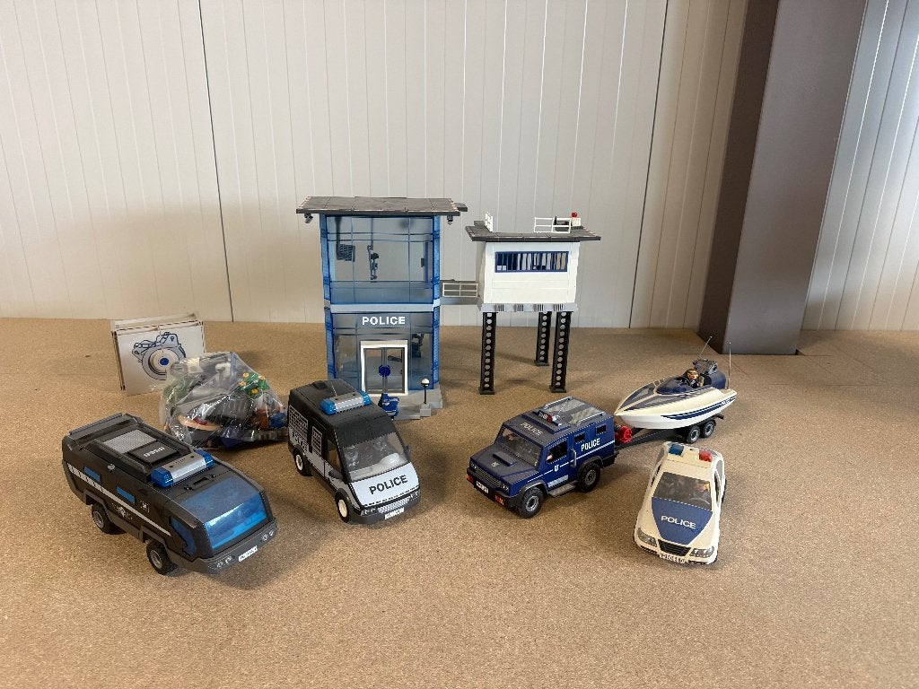 Playmobil Politiebureau, politie auto, boot en nog meer!, Ophalen of Verzenden, Gebruikt, Complete set, Overige typen