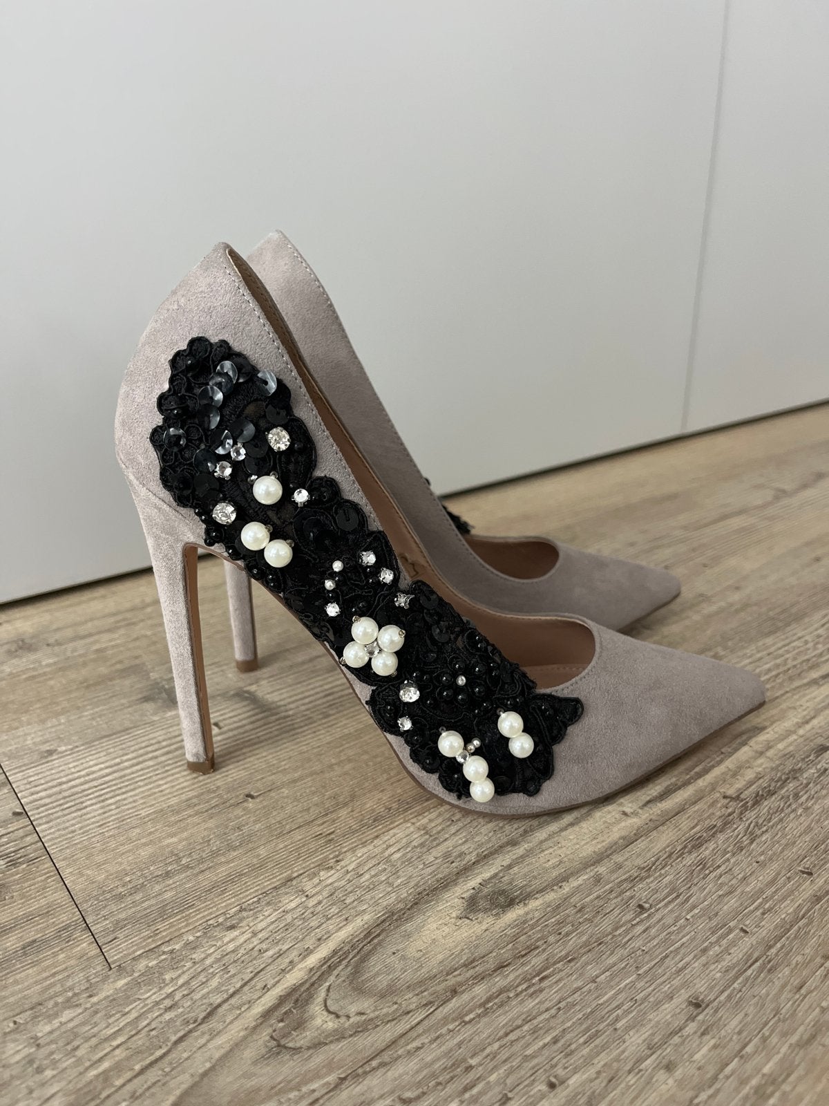 Kurt Geiger hoge hakken - Zo goed als nieuw - Maat 38, Ophalen of Verzenden, Zo goed als nieuw, Overige kleuren, Schoenen met hoge hakken