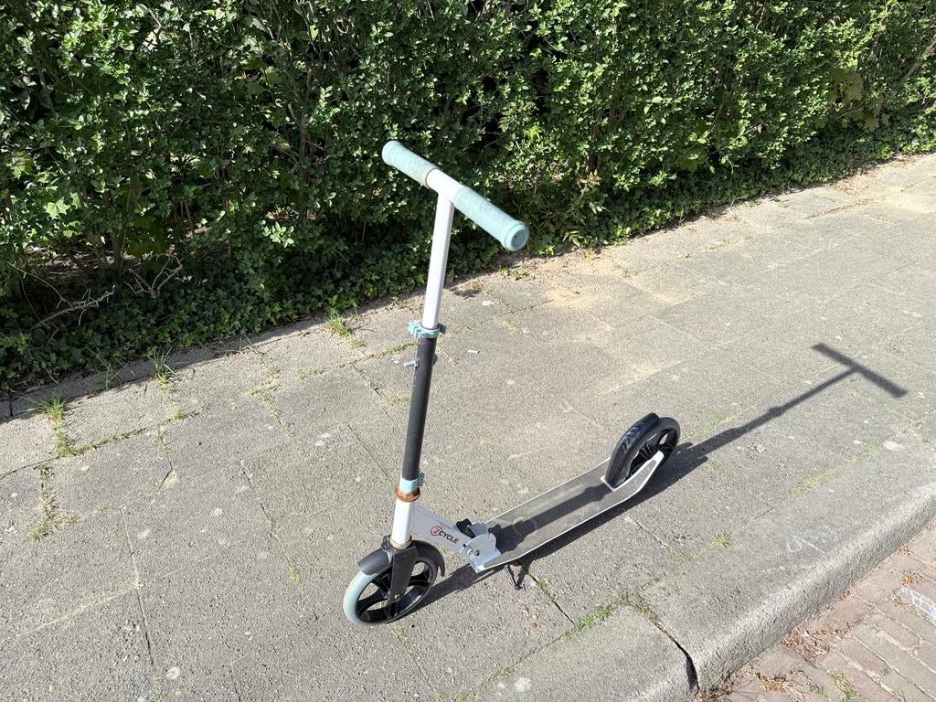 2cycle step WIT alu grote wielen 20cm. 5-12 jaar, Fietsen en Brommers, Steps, Ophalen, Gebruikt, Gewone step