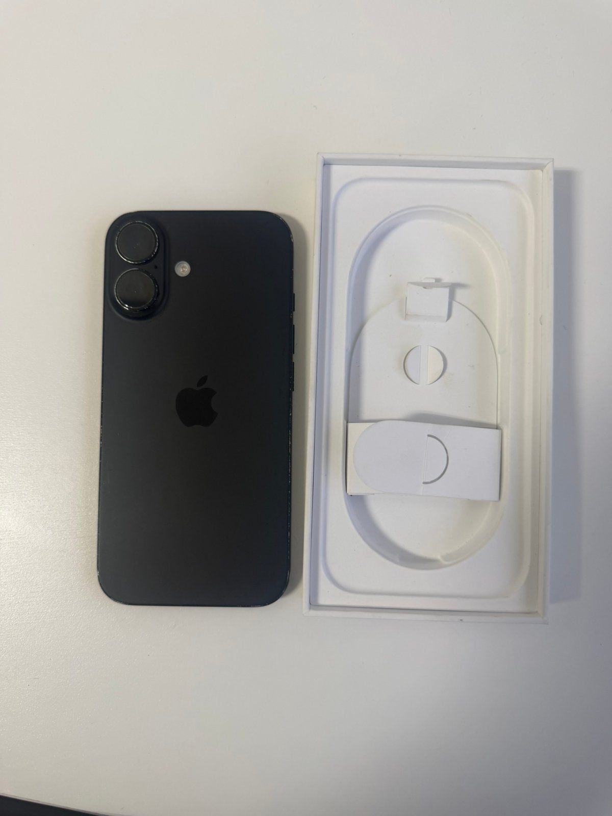 Iphone 16, Ophalen of Verzenden, Zo goed als nieuw, 128 GB