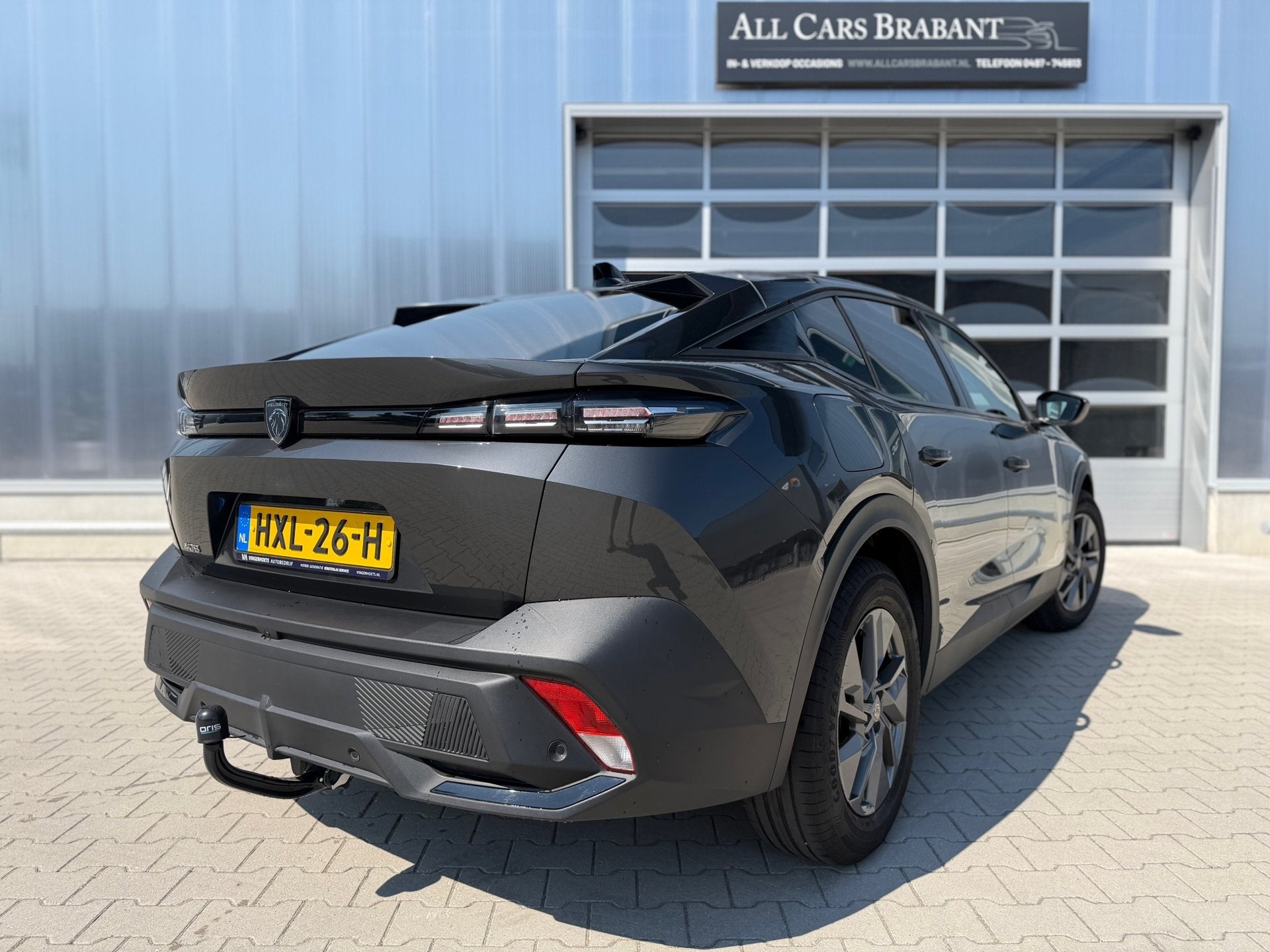Peugeot 408 1.2 PureTech Allure 130 EAT8 / led / 65.000 km/, Dealer onderhouden, Gebruikt, 1199 cc, Leder en Stof
