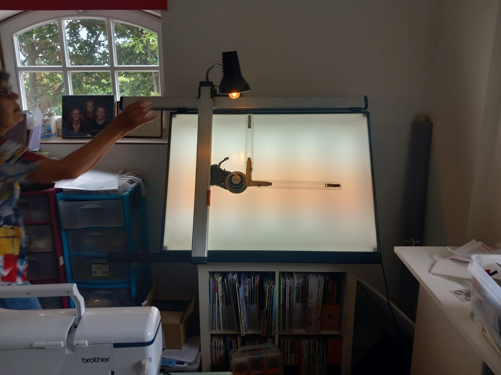 Tekentafel NEOLT (tafelmodel), Ophalen, Gebruikt, 130 tot 150 cm, Verlichting