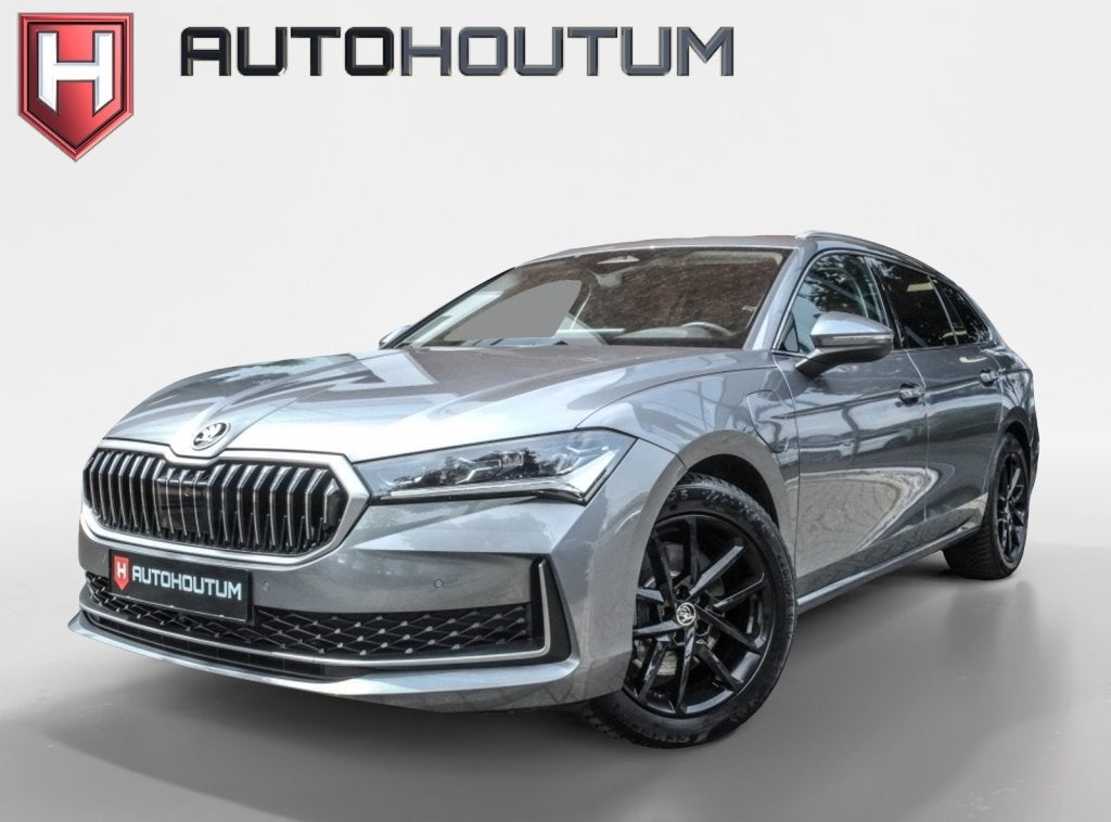 Skoda Superb Combi 1.5 TSI iV 150kW L&K | SOH 96% | Trekhaak, Auto's, Skoda, 4 cilinders, 250 km/l, https://media-marktplaats.export.dv.nl/23147347132/50