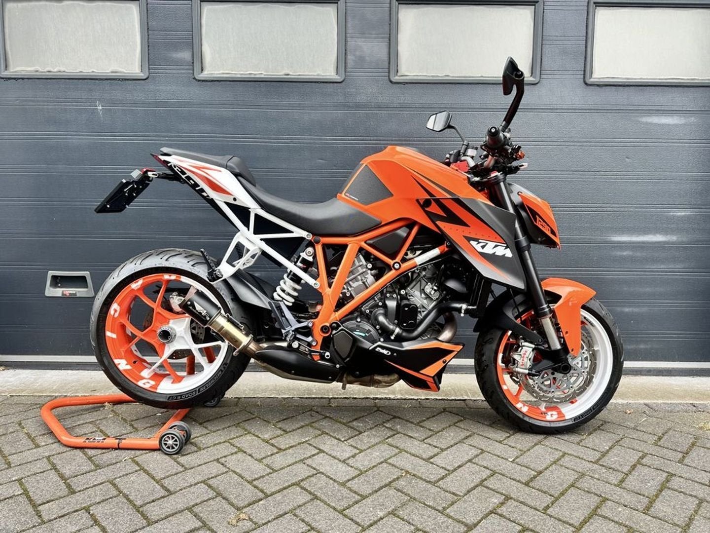 KTM 1290 SUPER DUKE R (bj 2014), Motoren, 2 cilinders, KTM, Motorrijbewijs A, Bedrijf