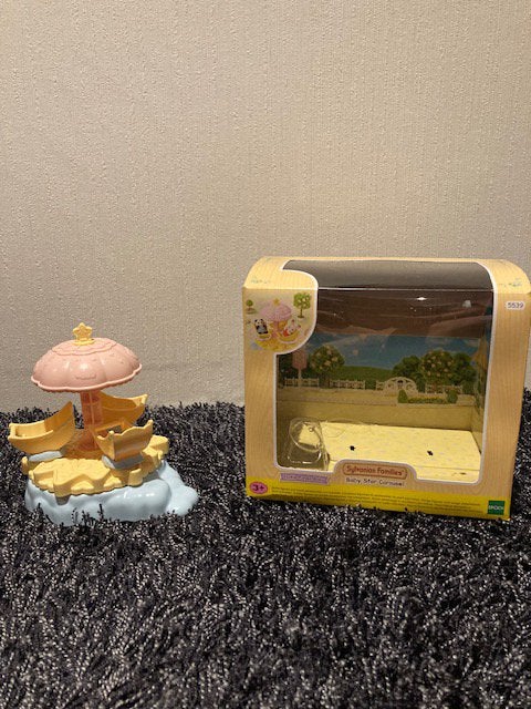 Sylvanian Families Baby Star Carousel 5539, Ophalen of Verzenden, Zo goed als nieuw, Poppenhuis