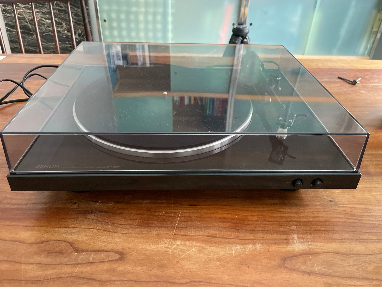 Denon DP-300F Volautomatische Platenspeler - Nieuwstaat, Audio, Tv en Foto, Platenspelers, Overige merken, Automatisch, Nieuw