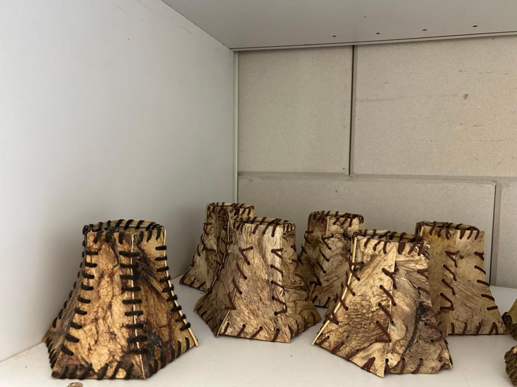 Set van 6 unieke lampenkapjes - natuurlijke look, Huis en Inrichting, Lampen | Lampenkappen, Gebruikt, Bruin, Ophalen of Verzenden