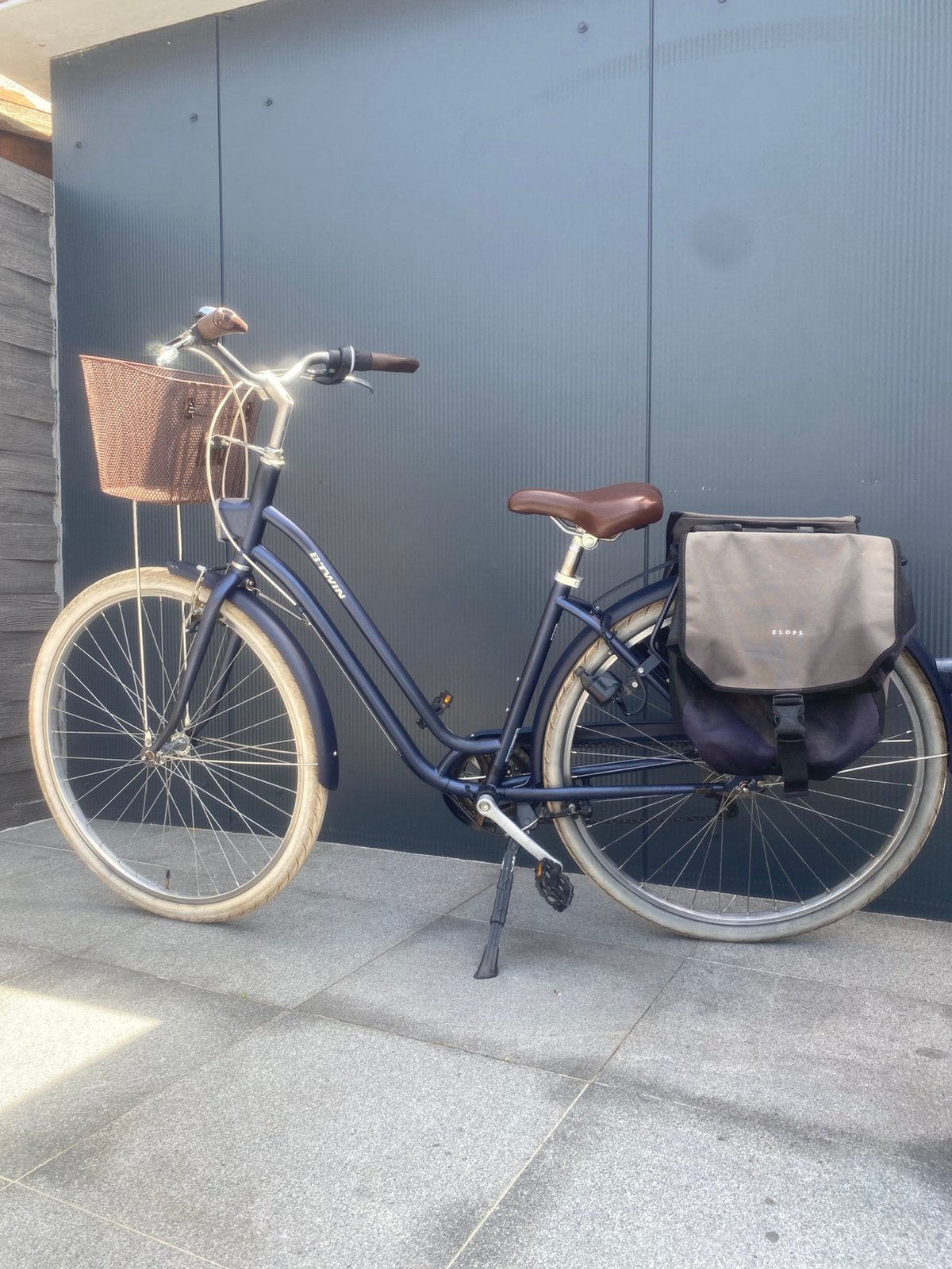 B-Twin Elops 520.  28  inch meisjesfiets, Ophalen, Zo goed als nieuw, Versnellingen