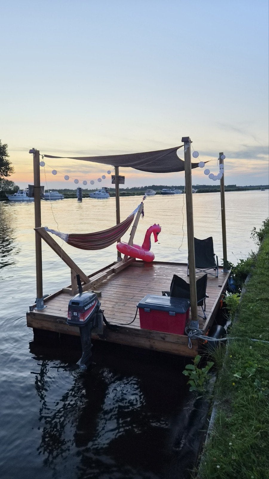 Vlot / drijvend terras / ponton / bootsteiger / werkvlot, Ophalen, Gebruikt