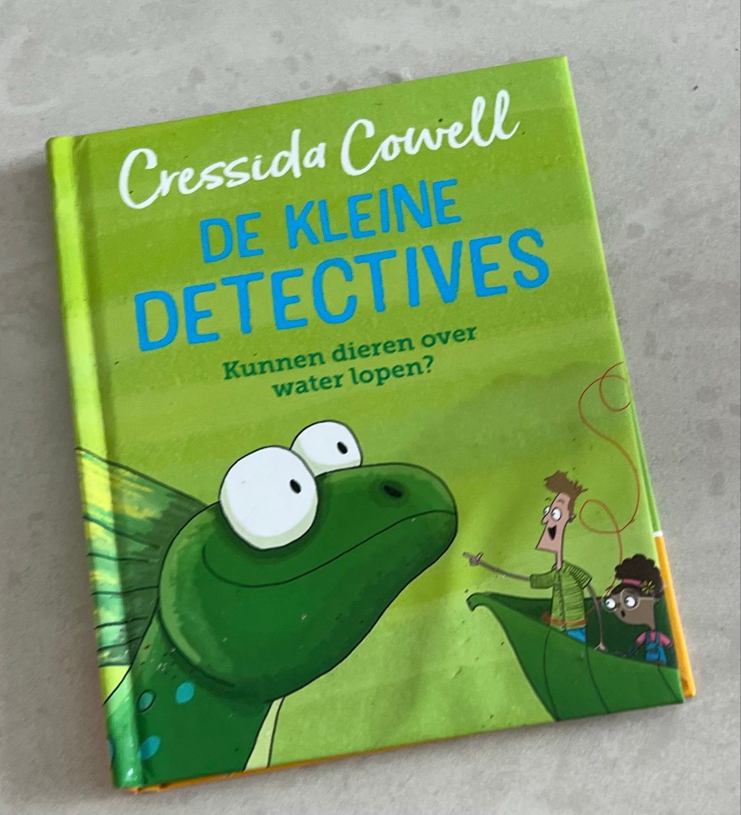De Kleine Detectives: Kunnen dieren over water lopen?, Ophalen of Verzenden, Zo goed als nieuw